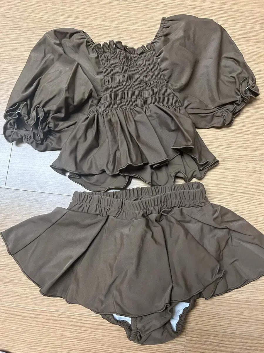 Girls' Swimsuit Set L
