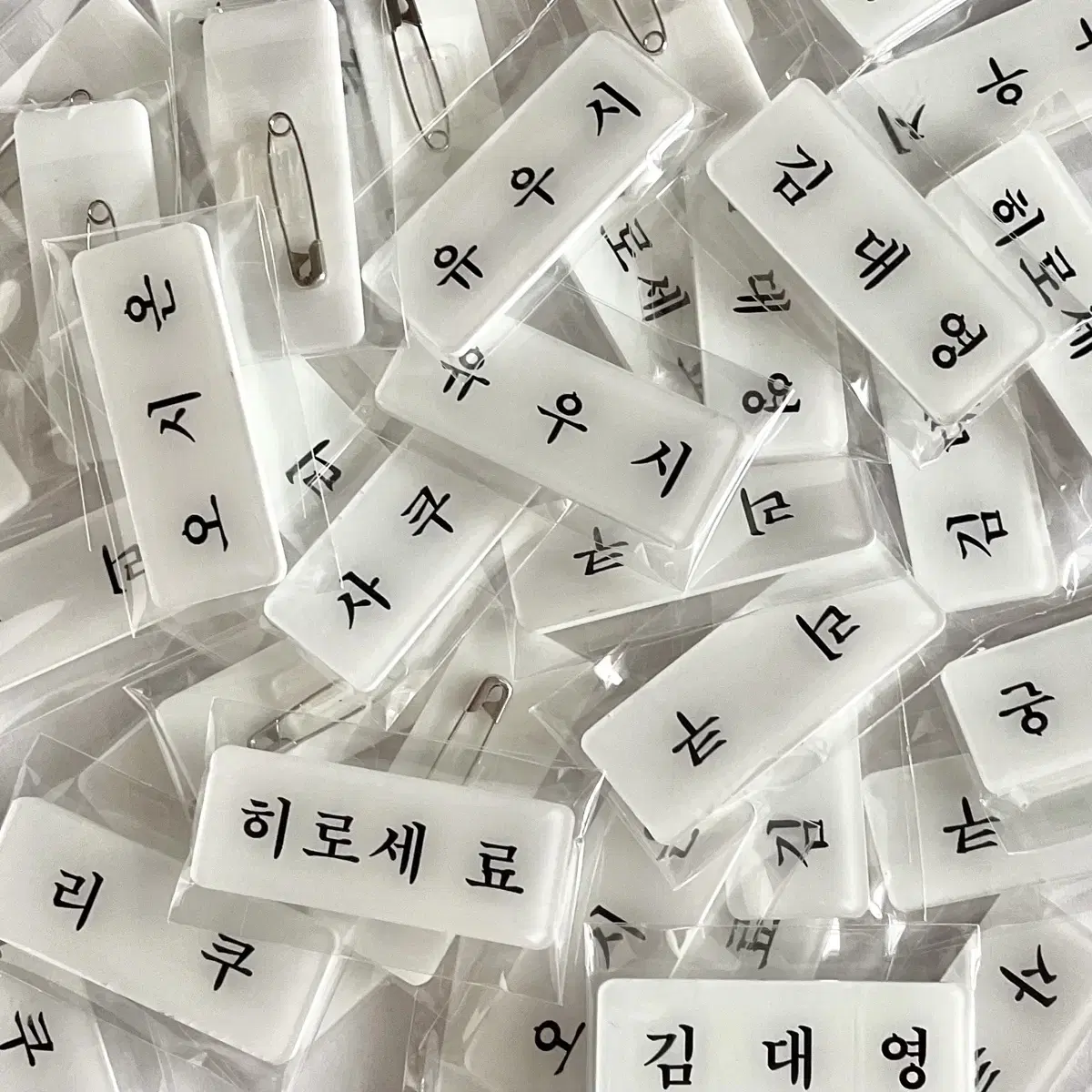 엔시티위시 NCT WISH 아크릴 명찰 비공굿