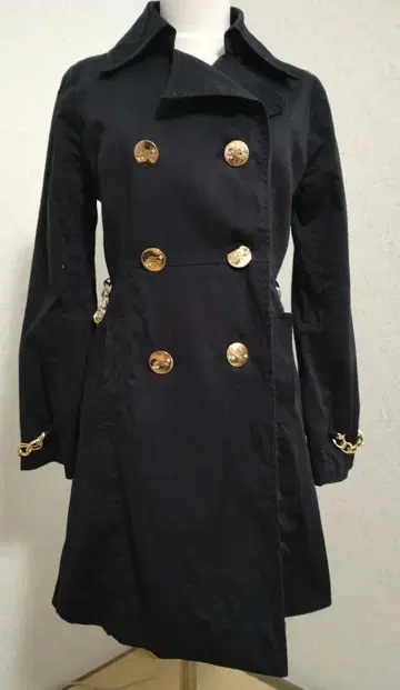 마즈 블랙 트렌치코트 골드 체인 포함