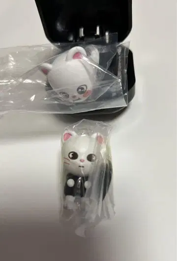 꼬집어서 이어붙여요 톡톡 반지 현진 지니렛