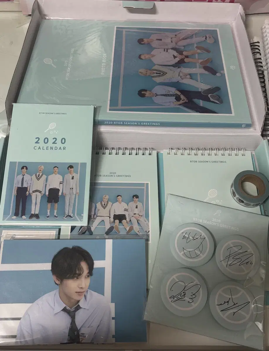 비투비 2020 시즌그린팅 시그 (포카포함) 임현식 육성재 프니엘 정일훈