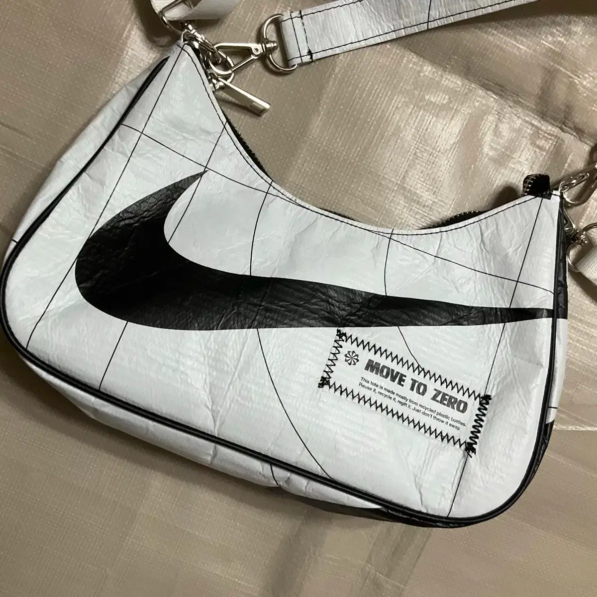 nike reworked shoulder bag