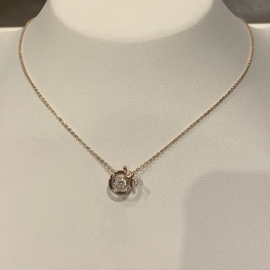 STONEHENGE | 스톤헨지 Stonehenge Necklace on Bunjang Global