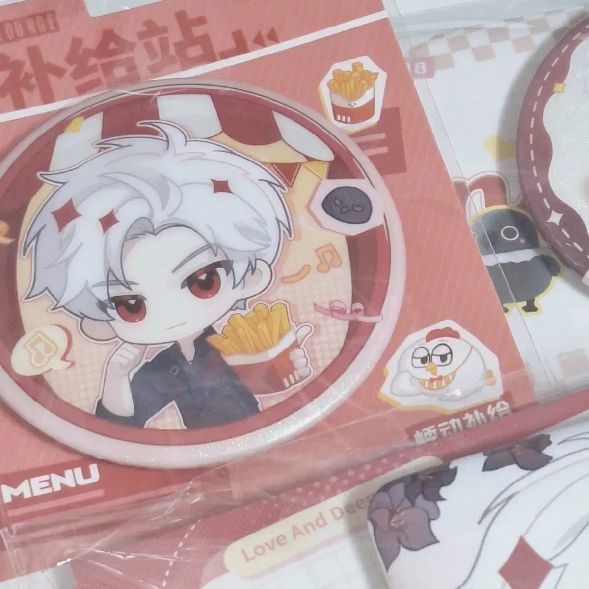 Love N Deep Space Love N Deep Space Jinwoon KFC Collaboration Glitter Can Badge Sealed
