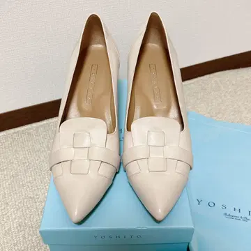 yoshito  펌프스 아이보리 24.5cm 정가 29,700엔