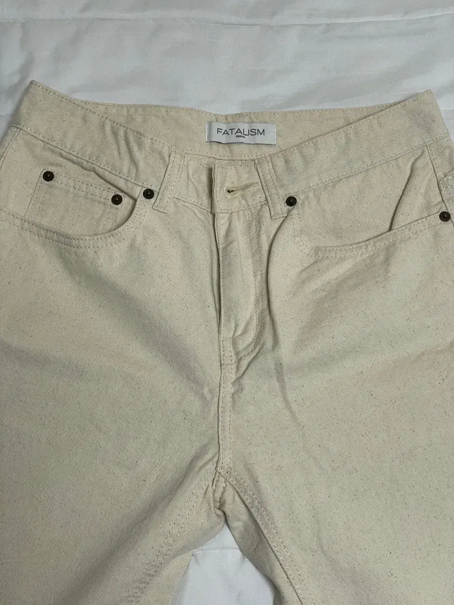 Feitalism Cream Tapered 44