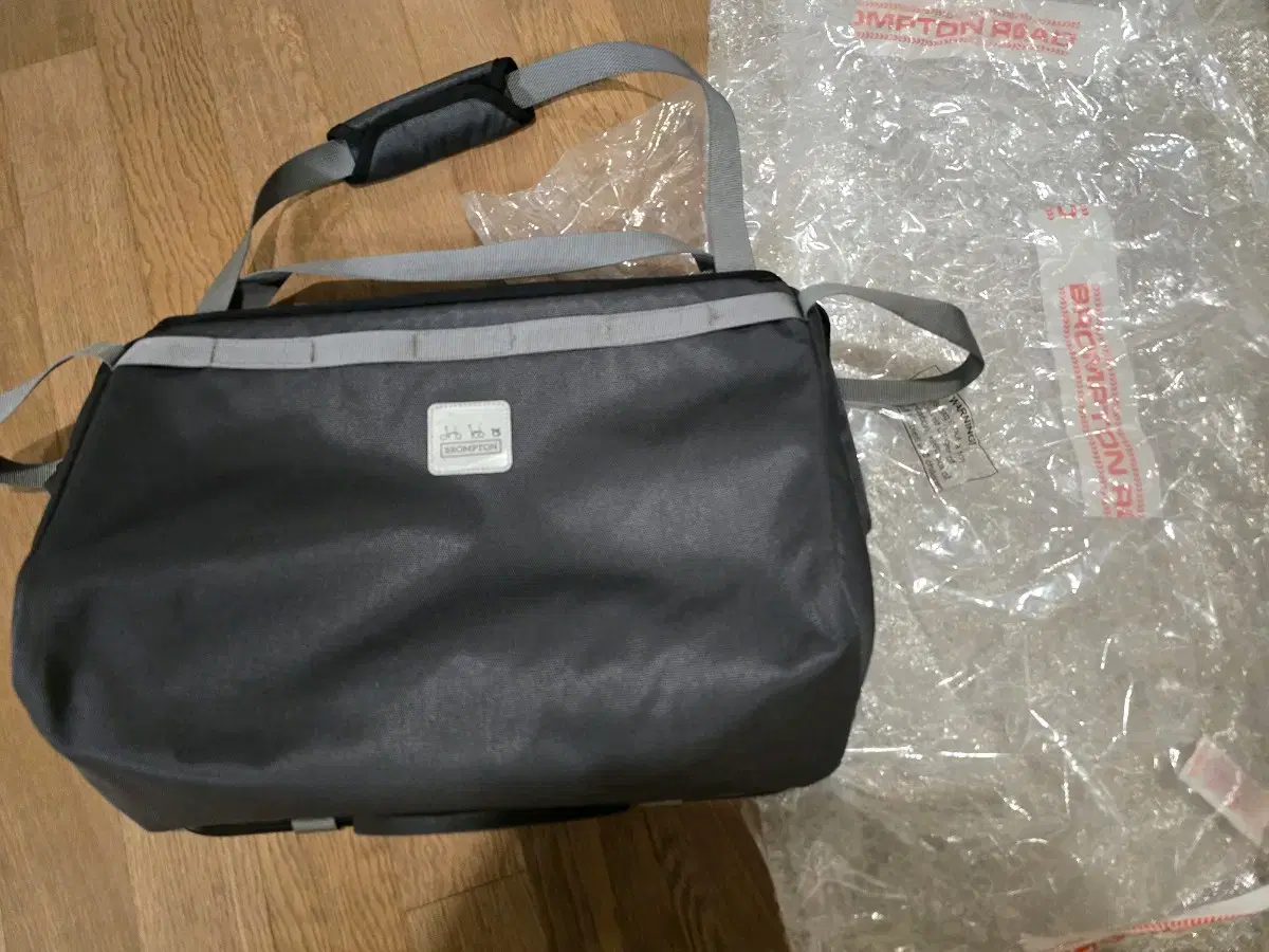 브롬톤 바스켓백 버로우 라지 다크그레이