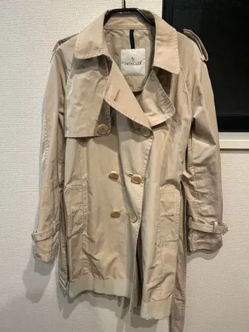 몽클레어 베이지 트렌치코트 사이즈 1