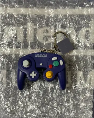 닌텐도 뮤지엄 게임 하드 키링 게임큐브