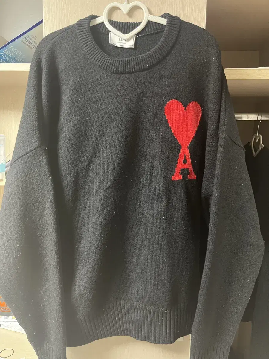 [L] 아미 빅로고 니트