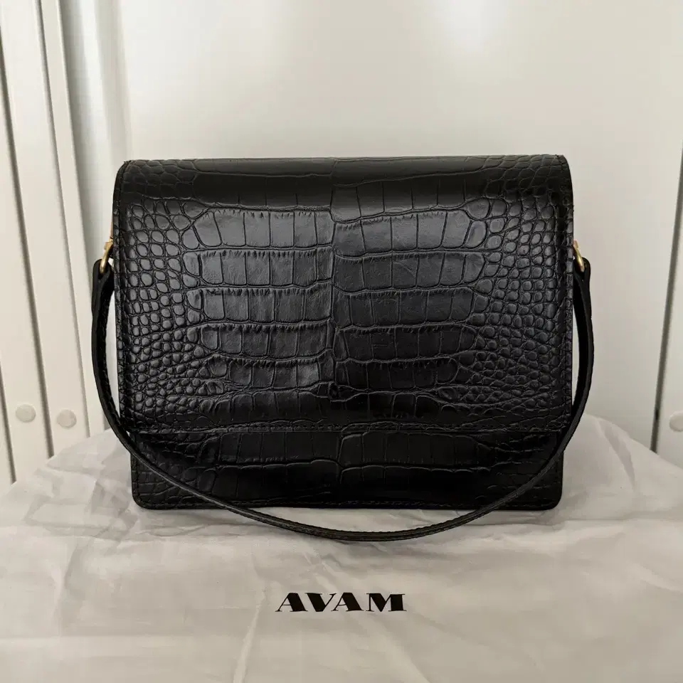 ★AVAM ★X MONAMHEE SATIN MINI TOTE BAG Monamhee PEACEMINUSONE X MONAMHEE Original Tote Bag Limited