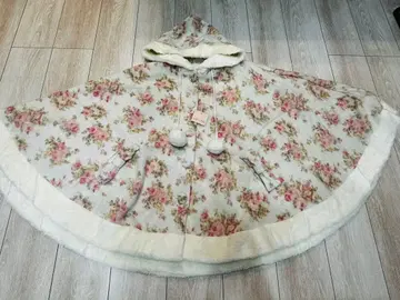 새상품 리즈리사 판초 O 사이즈 플리플리 화이트 꽃무늬