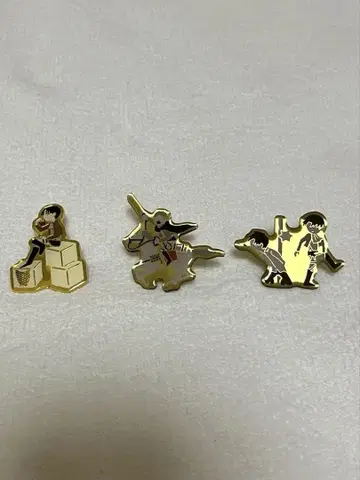진격의 거인 유루팔레트 핀 배지 리바이 엘빈 엘렌