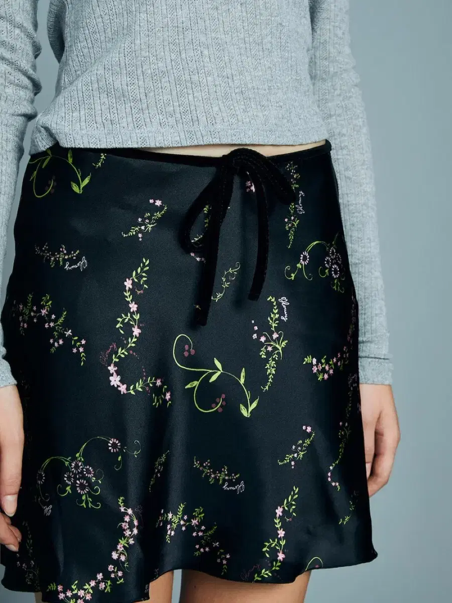 Glory Bloom Mini Skirt XS/S