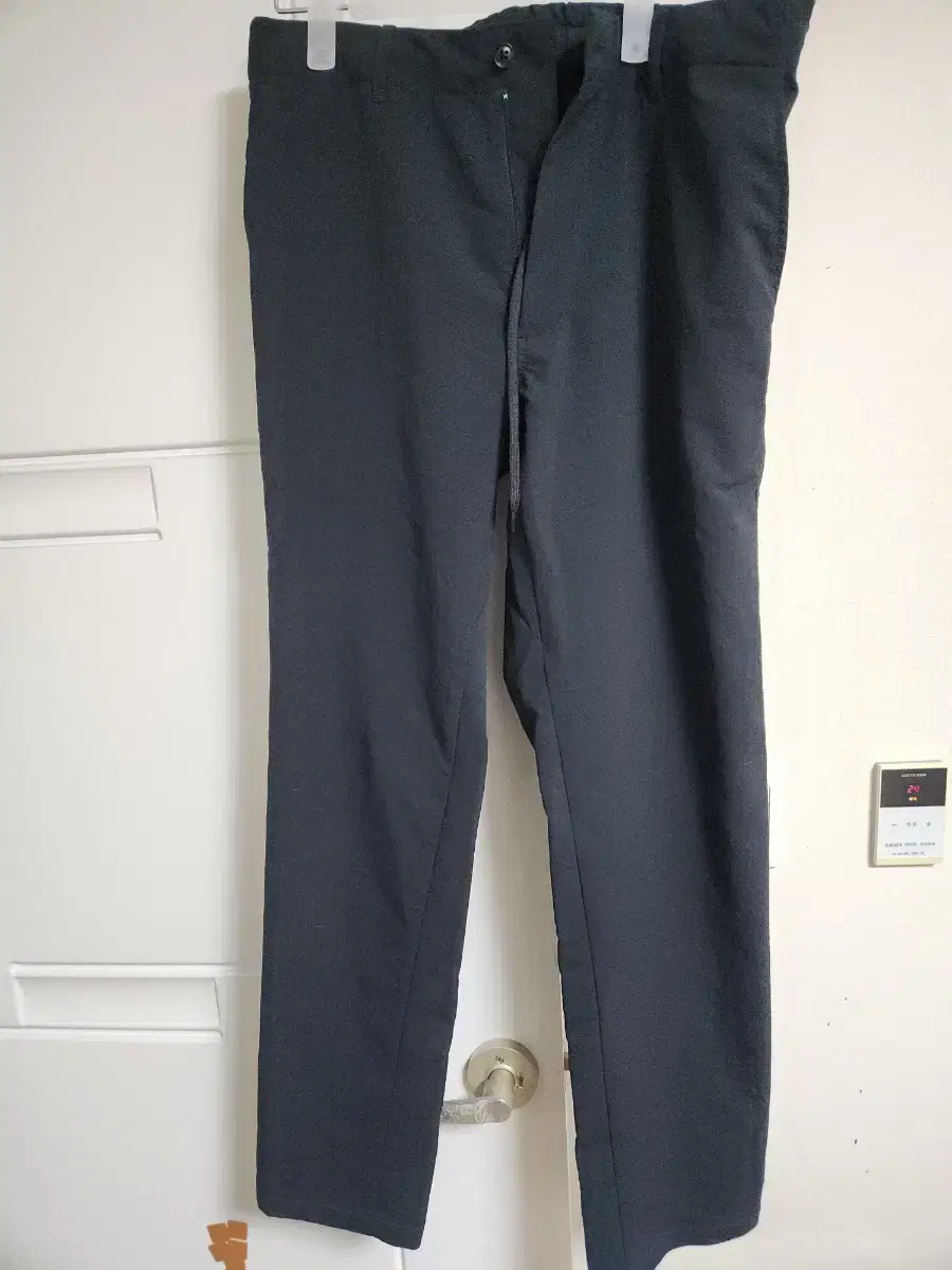 Nayeon Mika Alfadry Club Pants Black