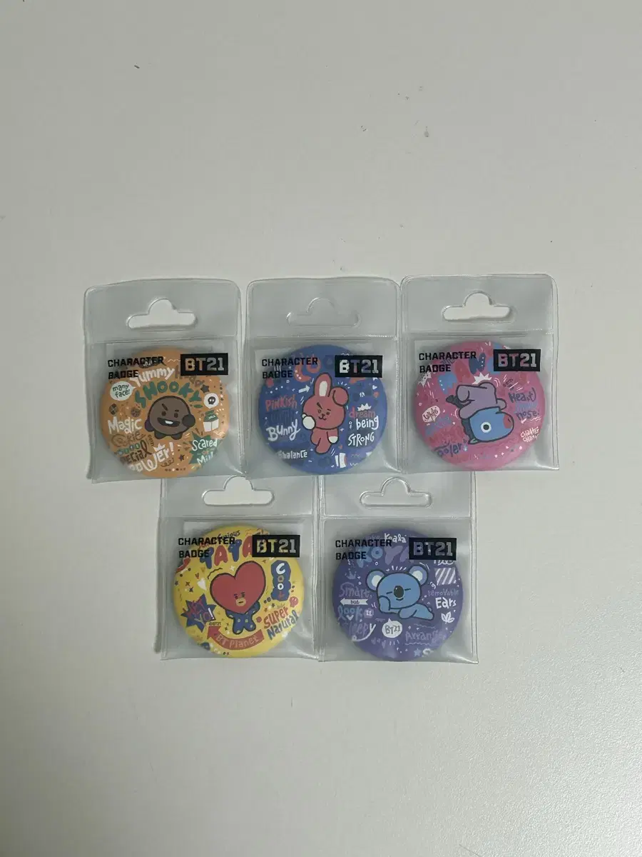 방탄소년단 bt21 뱃지 badge 슈키 쿠키 망이 타타 코야