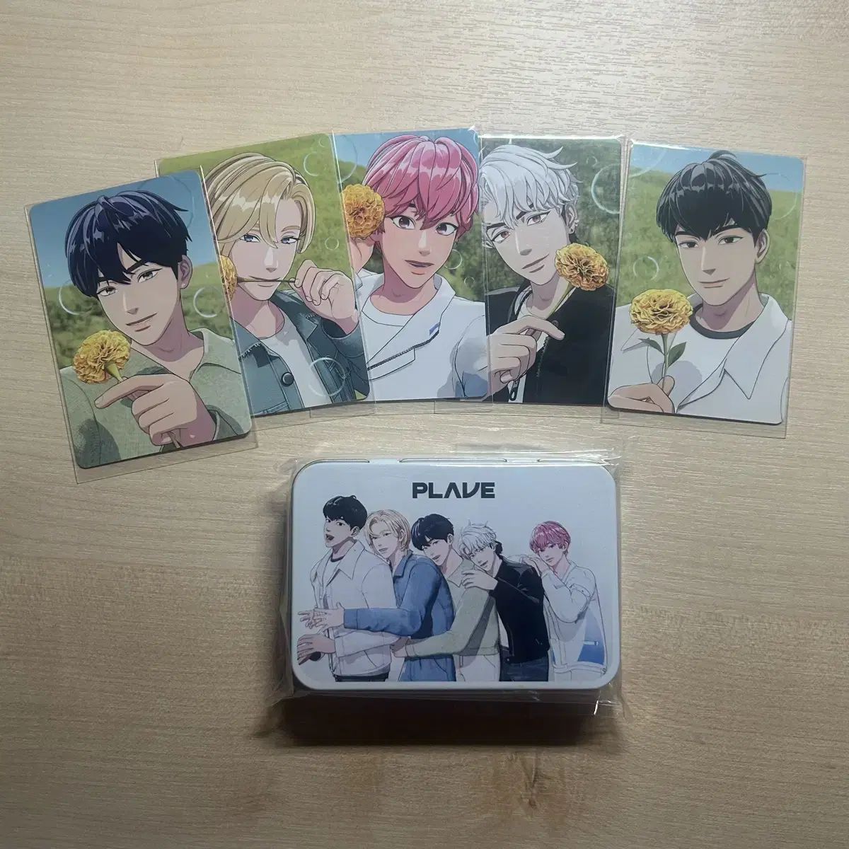 公式] NEW MUSE PLAVE x MEDIHEAL Promotional TIN CASE +