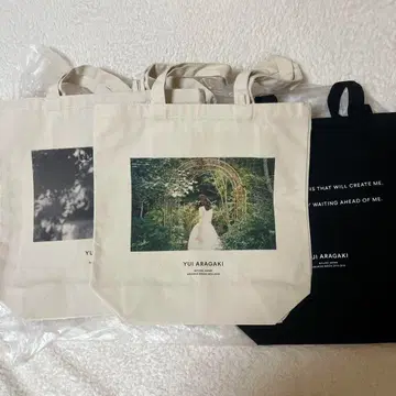 <>아라가키 유이 토트백 사진전