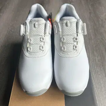 브릿지스톤 골프화 제로 스파이크 바이타라이트 레이디 SHG21