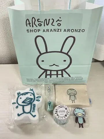 ARANZI ARONZO 캐릭터 굿즈 5종 세트