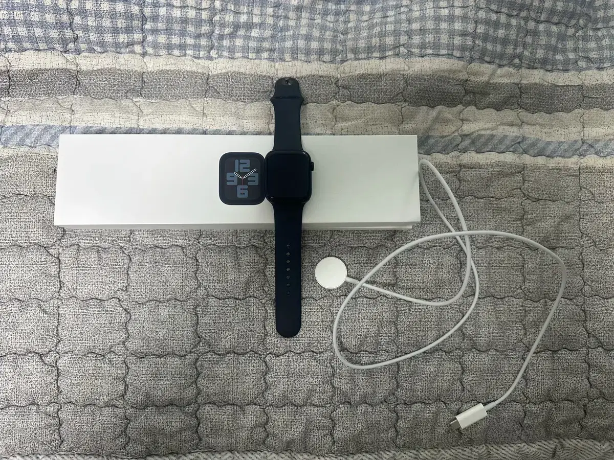 Apple Watch SE2 44mm Silver #애플워치se2,#실버,#se244mm on Bunjang  