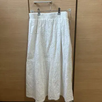 새상품 GAP 레이스 화이트 롱 스커트