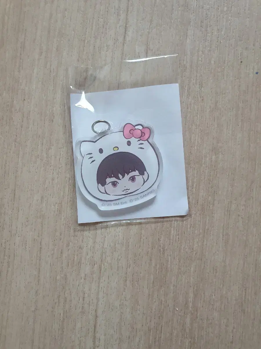 Shinee key pop up Keyring