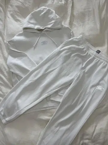 GAP 화이트 맨투맨 셋업