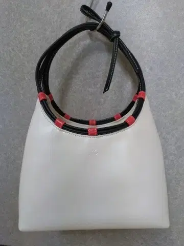 키타무라 미사용 핸드백