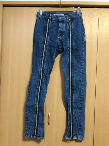 존 로렌스 설리반 지퍼 데님