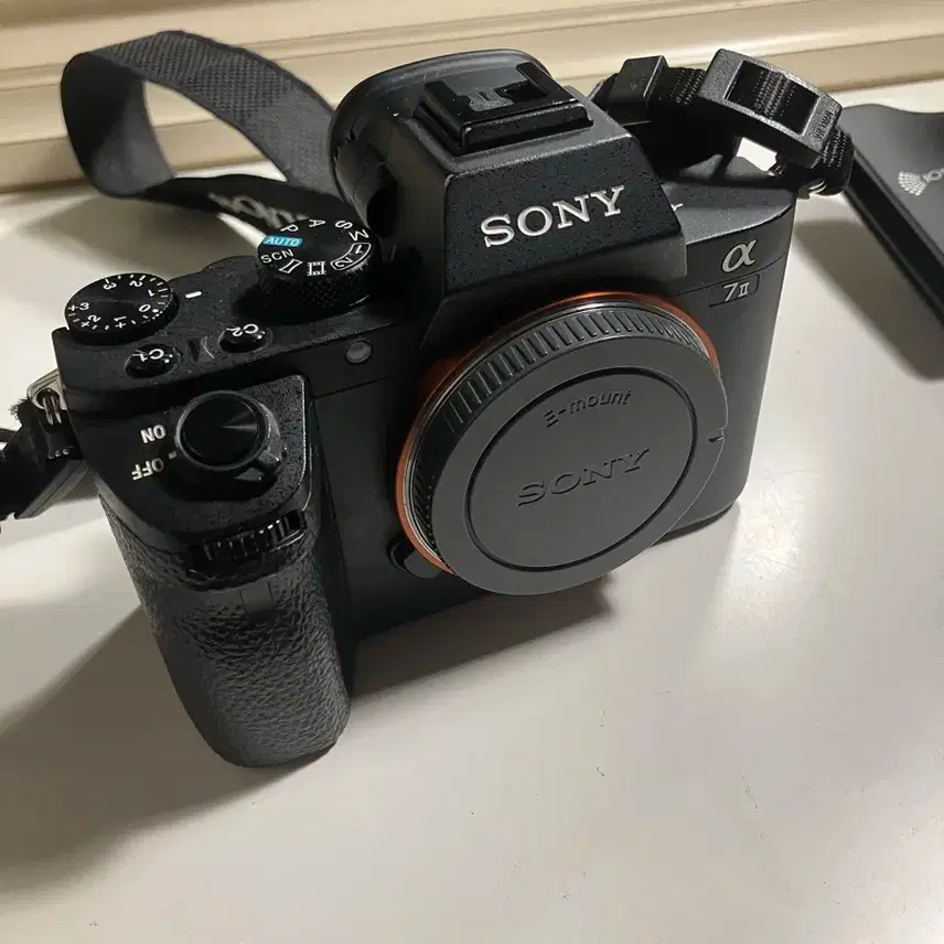 소니 A7M2 카메라 판매합니다!(삼양 35m 1.4FE 렌즈)