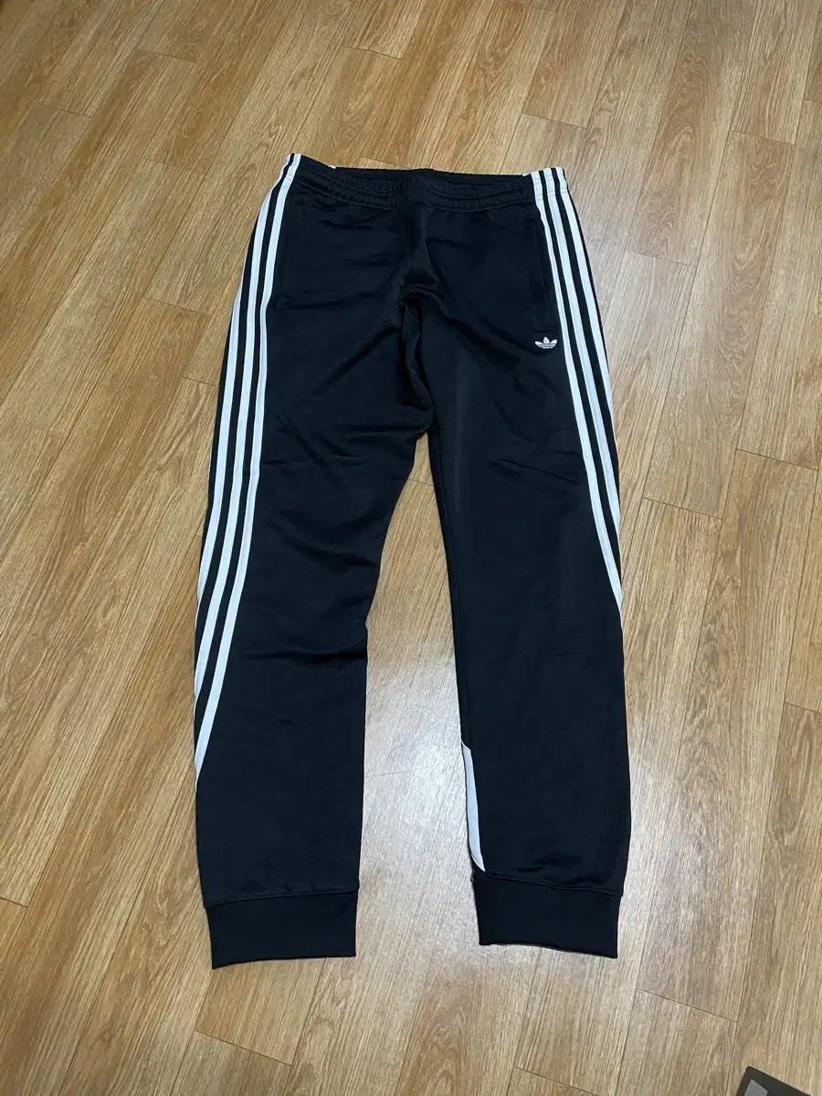 귀한 오리지널아디다스 트렉트레이닝 팬츠  2XL