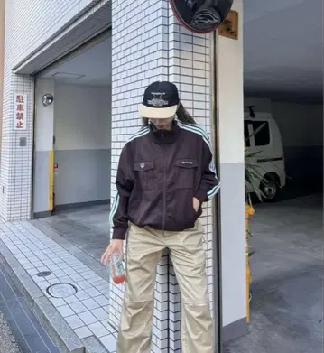 HTH 트랙 자켓