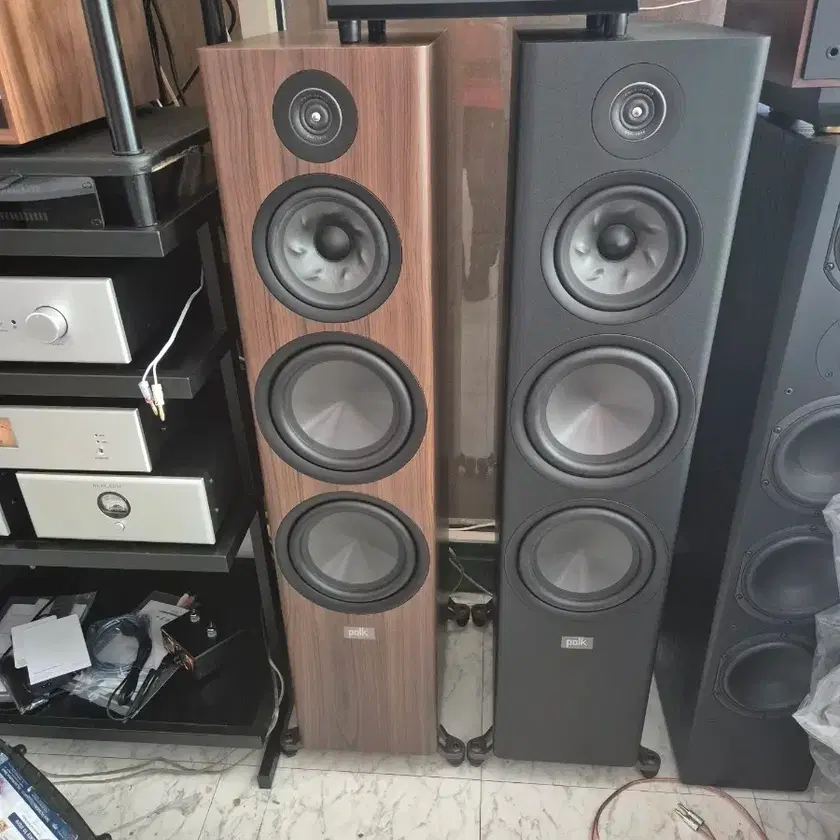 Folk Audio R700 Tall Boy Speaker for sale on Bunjang Global
