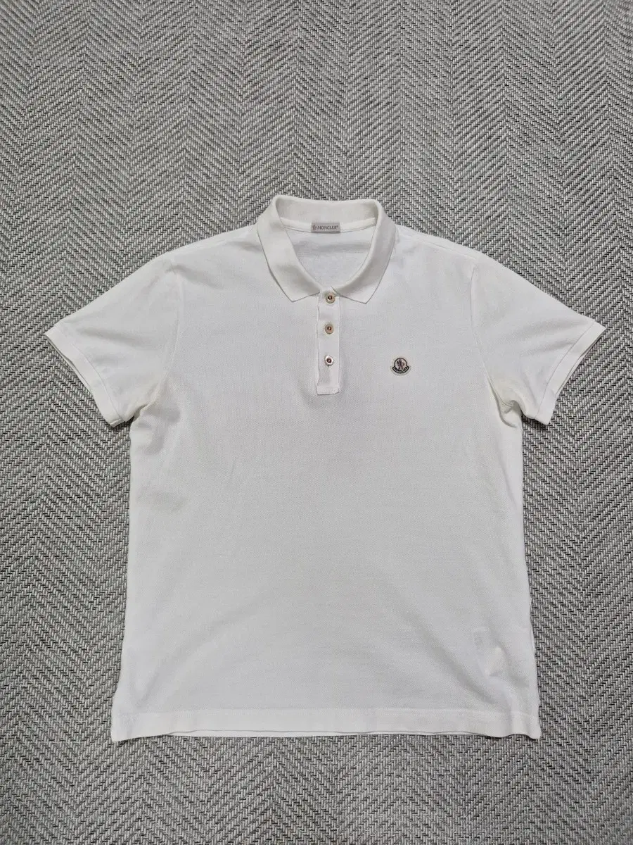 Department store Han-gul-taek Moncler kara-ban-pal-tee-shirt 100-L white