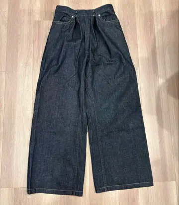 존 로렌스 설리반 프론트 턱 와이드 데님 팬츠