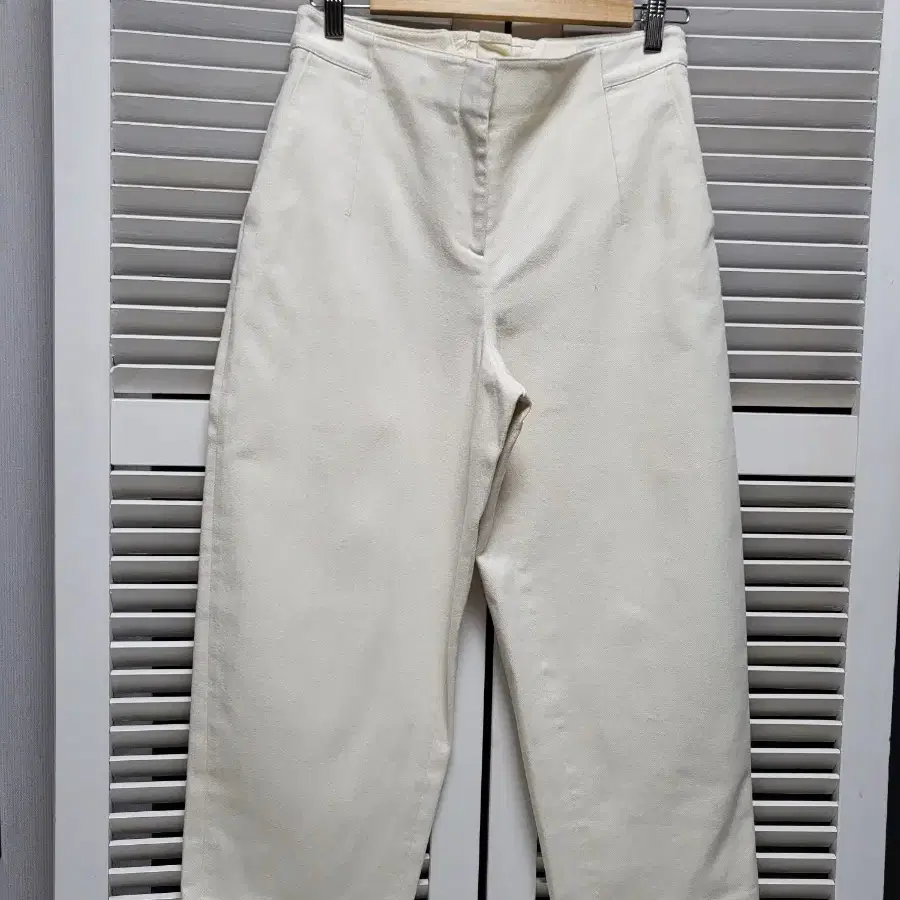 NOTHING WRITTEN | 낫띵리튼 Nottinglyton Bas loose trousers