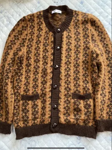 ERNEST W. BAKER 가디건 ssense 별주 S/46