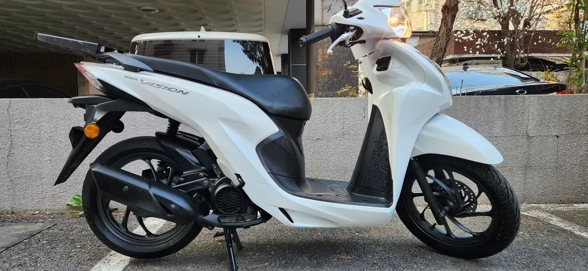 Vision115 engine.appearance.consumables drivetrain.overhauled.baro.available!!!!