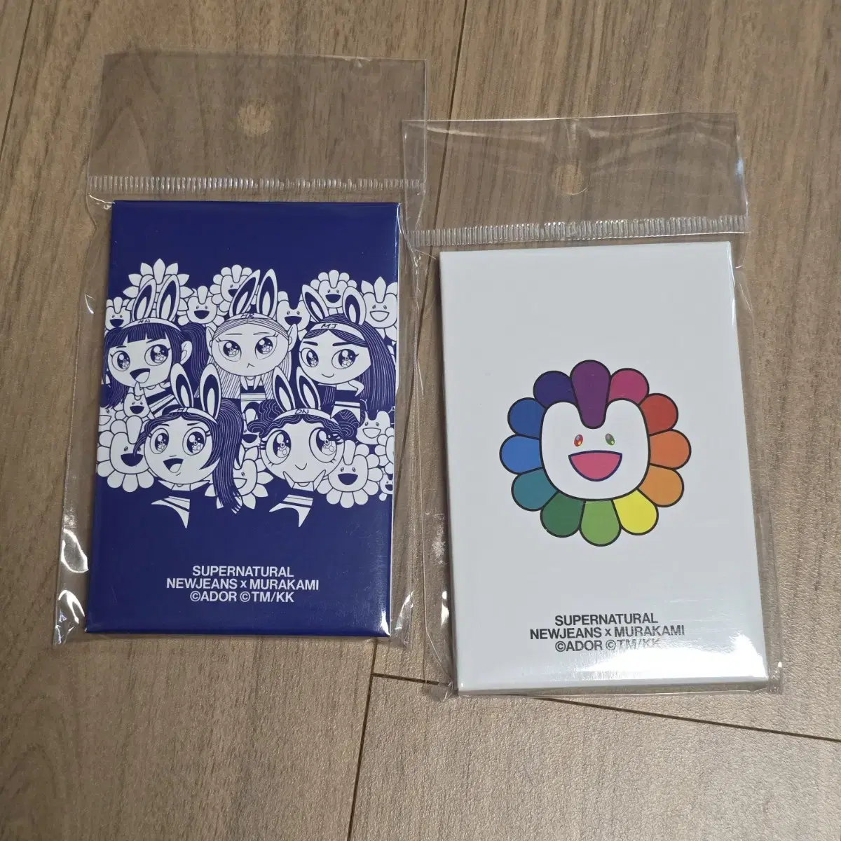 뉴진스 무라카미 콜라보 포카 세트 슈퍼네추럴 팝업