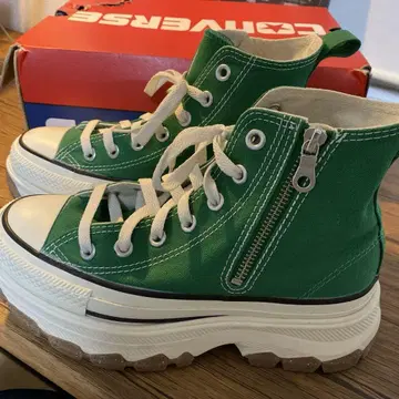 CONVERSE 통굽 스니커즈 23.0cm
