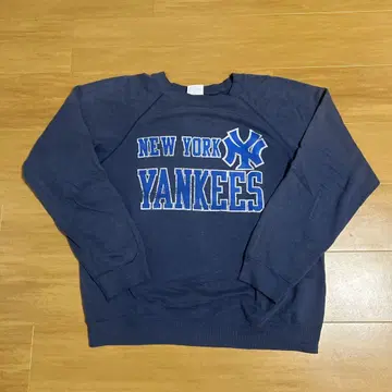 Hanes 80s Yankees 헤인즈 래글런 맨투맨 네이비