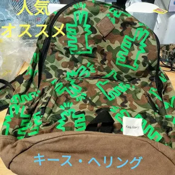 XLARGE 백팩 키이스 헤링 중고품입니다. 새상품급 중고입니다.