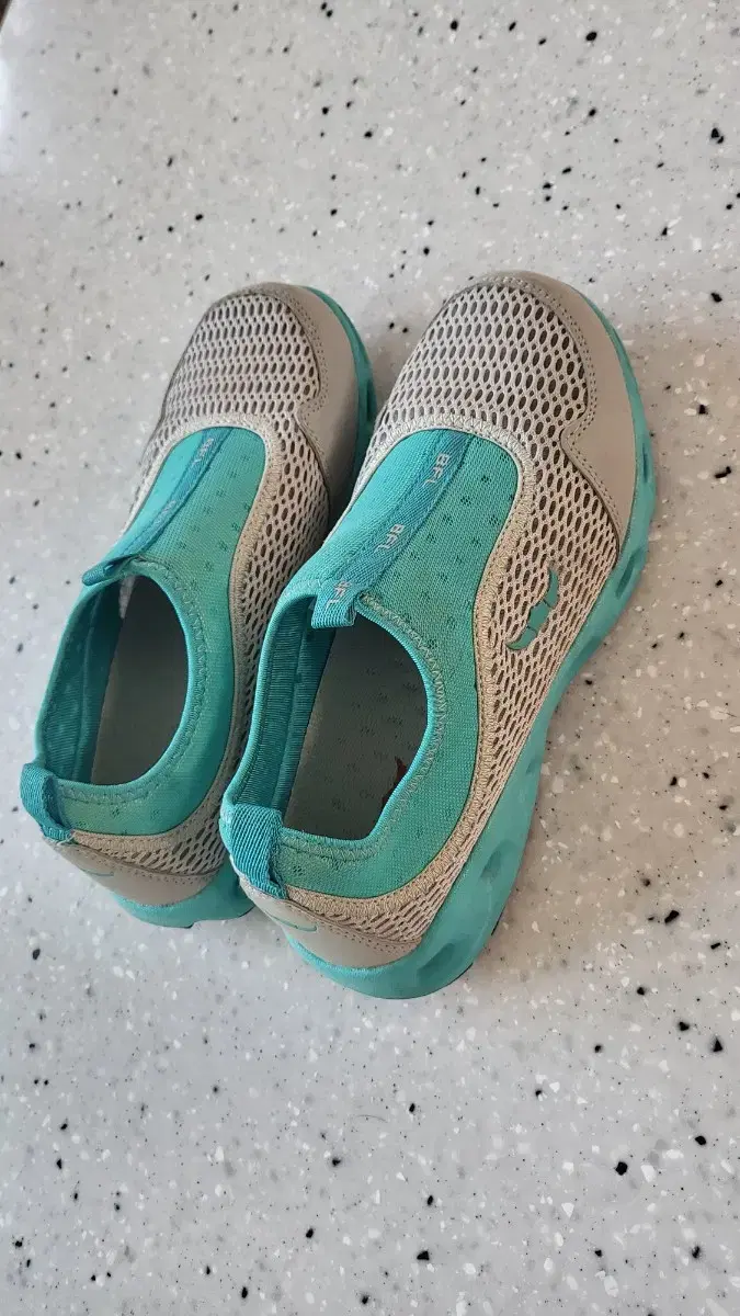 Buffalo Aqua Shoes Lightweight Knit Trekking Shoes Sneakers 245