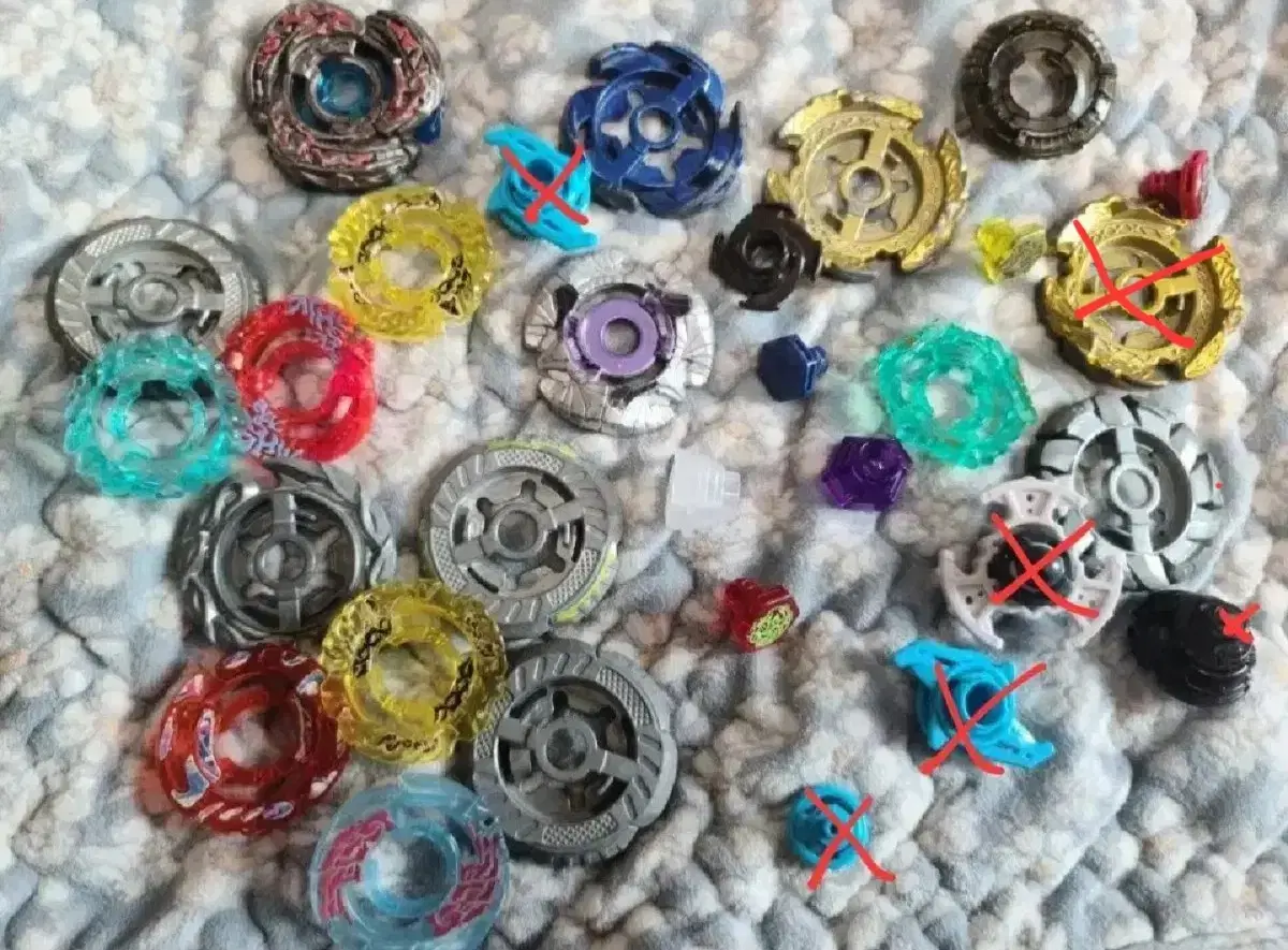 I'm selling the parts for Metal Beyblade