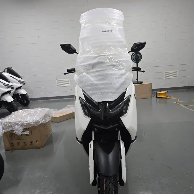 배달오토바이 NMAX125