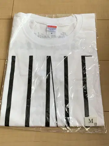 아카시나 히토시 티셔츠 M사이즈 화이트 미사용 새상품
