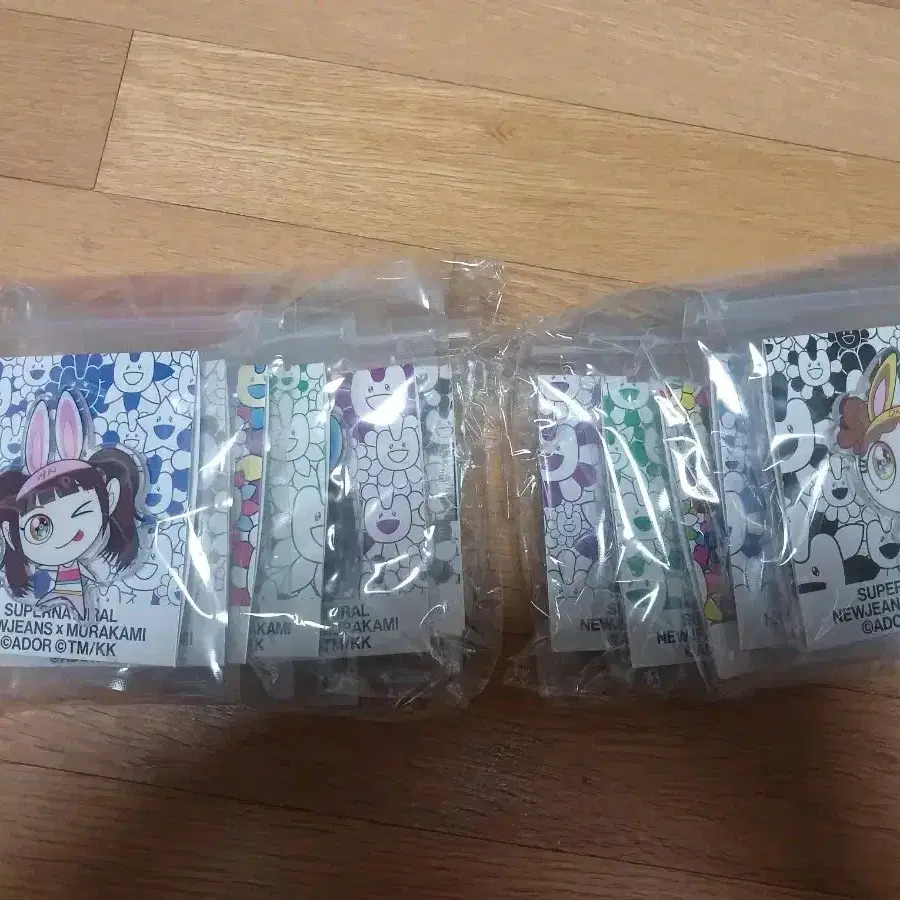 뉴진스(NJZ)X무라카미 그립톡 세트