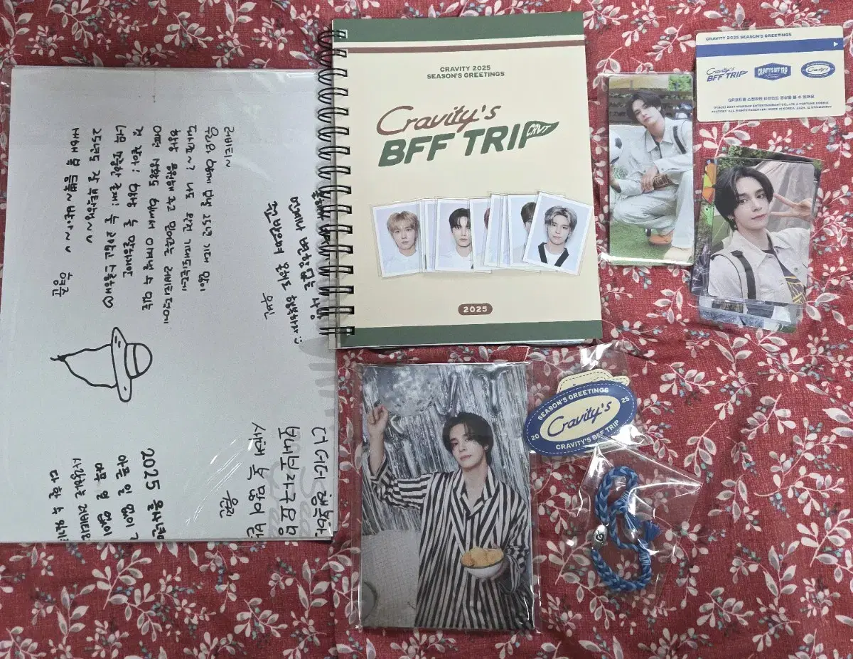 Cravity 2025 season's greetings Sell