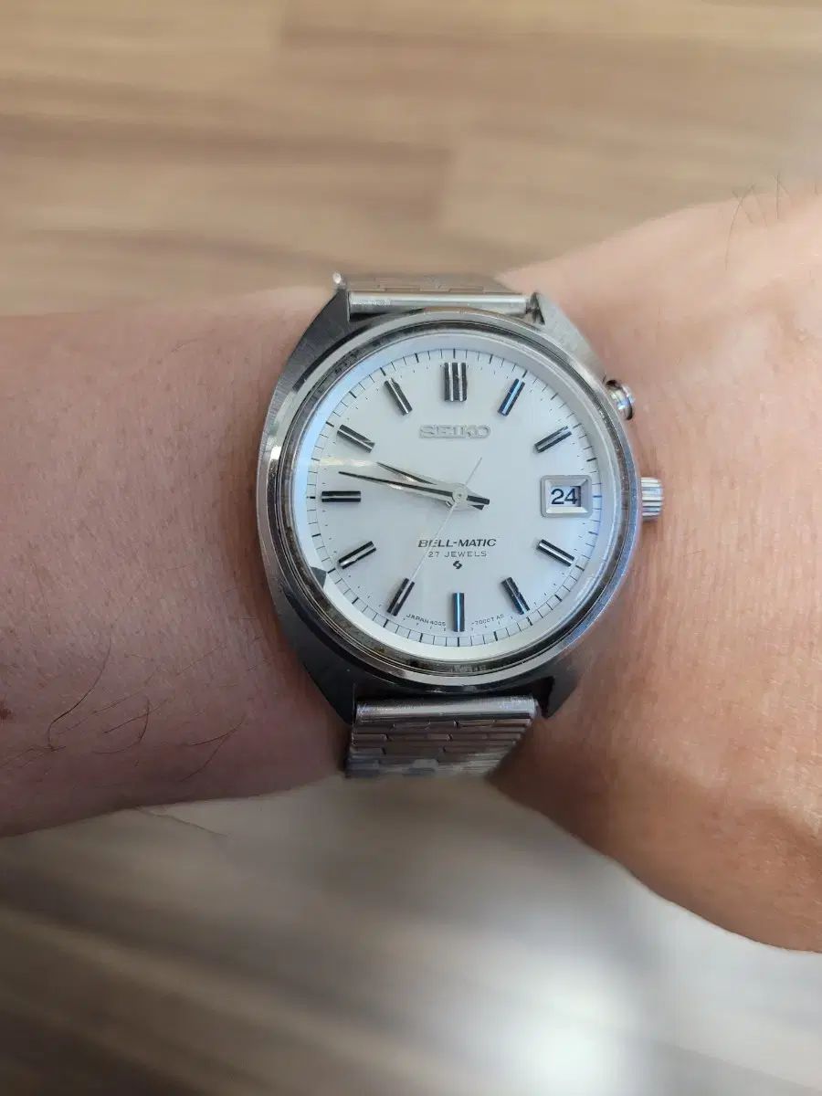 Seiko Bellematic Automatic Alarm Clock